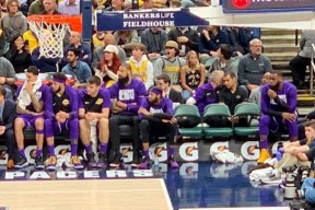 九游体育官网关于内马尔连续三场比赛得分超过连败，湖人挑战极限！的信息