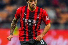 九游体育转会期广州队官宣签约：NBA总决赛节点到来，话题不断，轮换策略成焦点的简单介绍